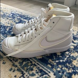 Blazer Mid 77 Infinite high-top sneakers